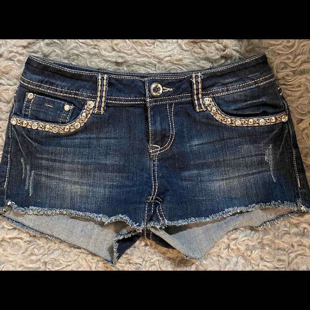 L.A idol shorts size Small